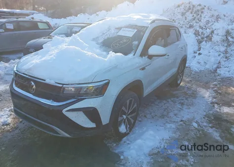 2022 Volkswagen Taos 1.5T Se из США, поврежденный, VIN 3VVLX7B29NM034525